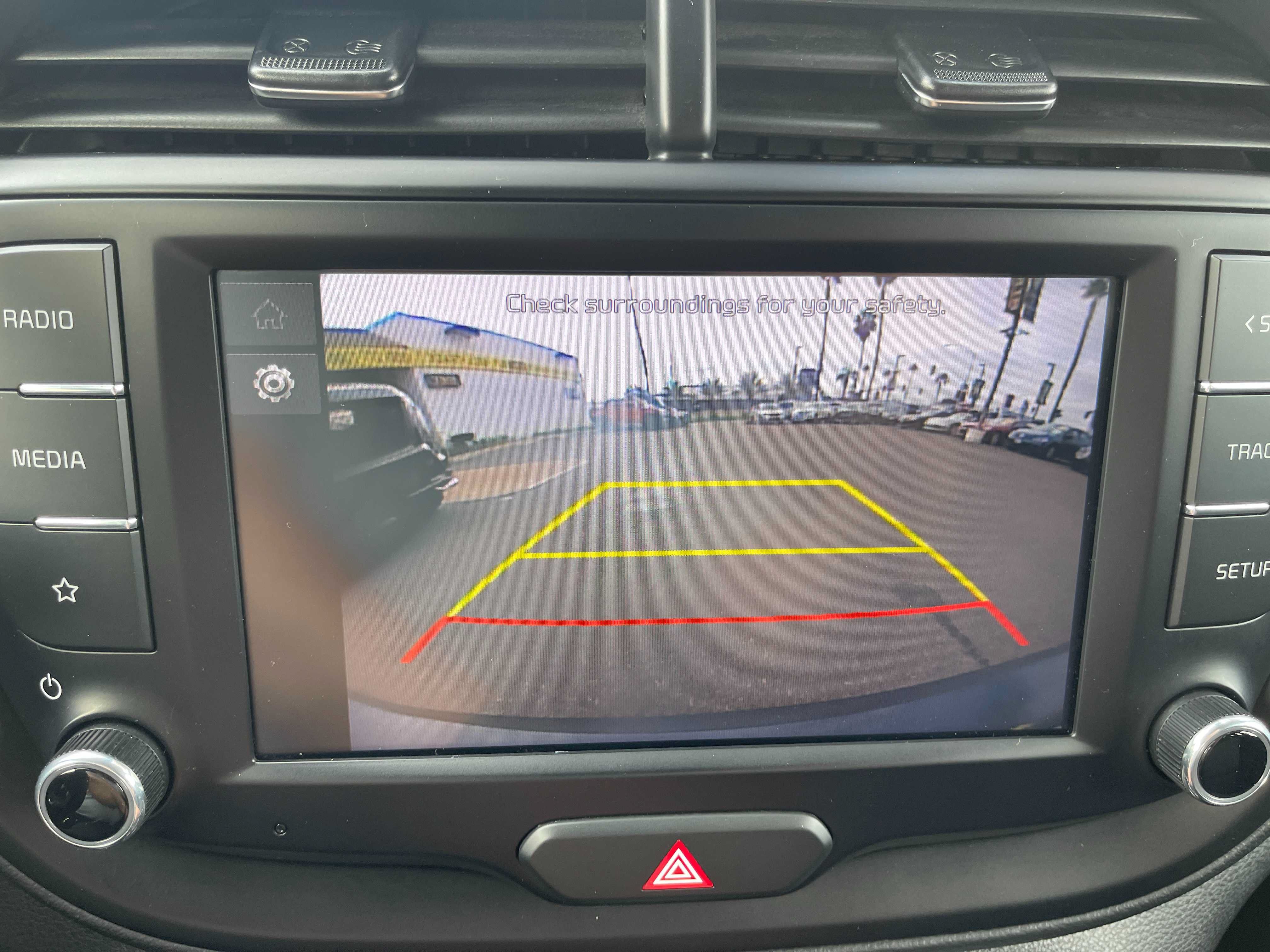 Used 2023 Kia Soul LX w/ LX Technology Package FWD image 23