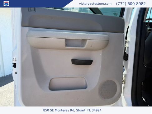 Used 2013 Chevrolet Silverado 2500 W/T AWD/4WD image 23