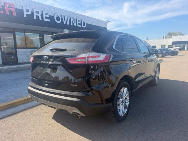 Used 2022 Ford Edge Titanium w/ Equipment Group 301A AWD/4WD image 7