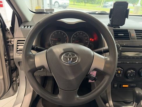 Used 2010 Toyota Corolla LE FWD image 23