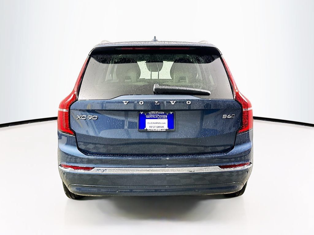 Used 2026 Volvo XC90 B6 Ultra w/ Protection Package AWD/4WD image 15