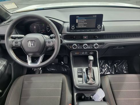 Used 2025 Honda CR-V Sport image 11