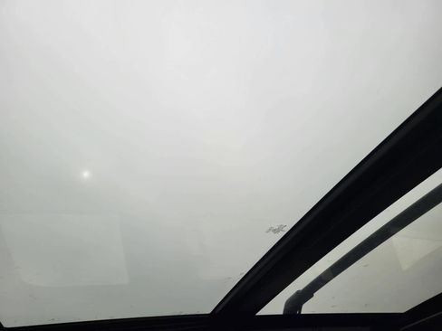 Used 2024 Ford Expedition Limited image 27