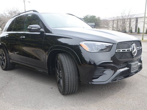Used 2025 Mercedes-Benz GLE 350 4MATIC w/ AMG Line Exterior image 10