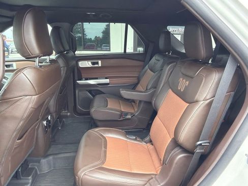 Used 2022 Ford Explorer King Ranch w/ Class IV Trailer Tow Package AWD/4WD image 5