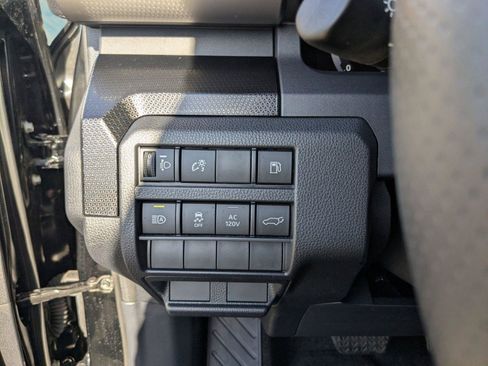 Used 2025 Toyota 4Runner Limited image 17