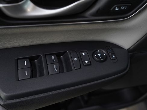 Used 2021 Honda CR-V EX-L image 21