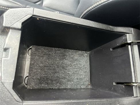 Used 2014 Toyota RAV4 Limited image 20