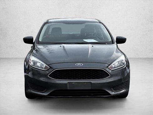 Used 2016 Ford Focus S image 2