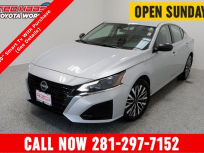 Used 2024 Nissan Altima 2.5 SV