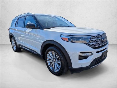 Used 2020 Ford Explorer Limited w/ Class III Trailer Tow Package image 3