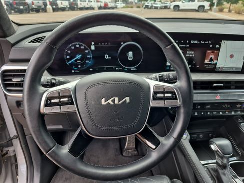 Used 2024 Kia Telluride SX Prestige X-Pro AWD/4WD image 9