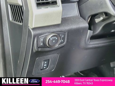 Used 2017 Ford F150 Lariat w/ Max Trailer Tow Package AWD/4WD image 9
