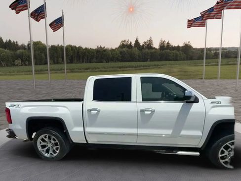 Used 2014 GMC Sierra 1500 SLT w/ SLT Crew Cab Value Package AWD/4WD image 26