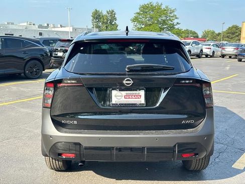 New 2025 Nissan Kicks SV w/ SV Premium Package image 4