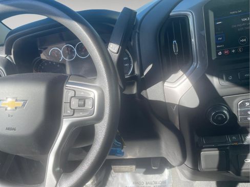 Used 2021 Chevrolet Silverado 1500 Custom w/ Safety Confidence Package image 25