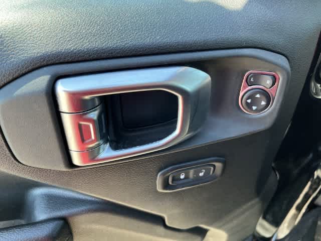 Used 2023 Jeep Wrangler Unlimited Sport AWD/4WD image 32