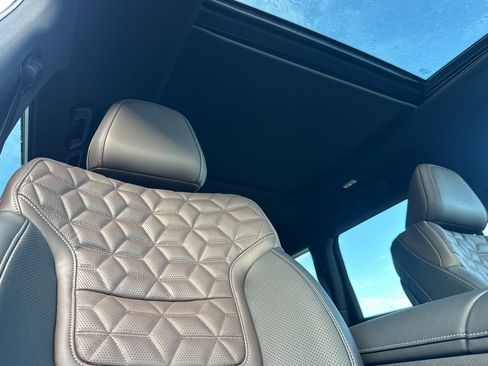 New 2026 Nissan Armada Platinum image 21