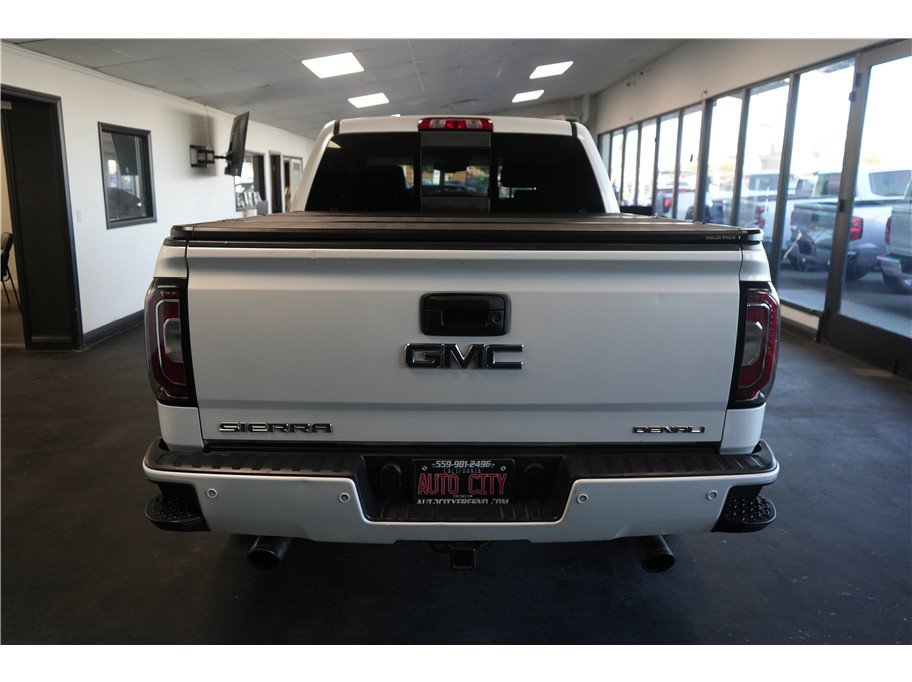 Used 2016 GMC Sierra 1500 Denali w/ Enhanced Driver Alert Package AWD/4WD image 6