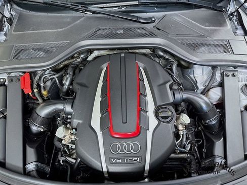 Used 2015 Audi S8 image 35