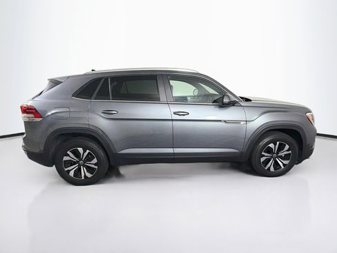 Used 2024 Volkswagen Atlas Cross Sport SE FWD image 10