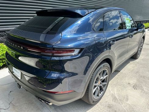Certified 2025 Porsche Cayenne E-Hybrid Coupe AWD/4WD image 9