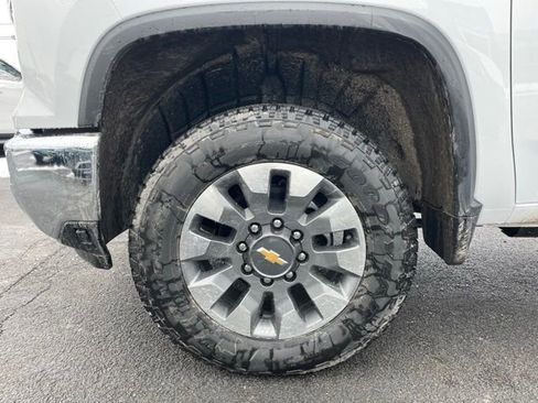 New 2026 Chevrolet Silverado 2500 LT w/ All Star Edition AWD/4WD image 8