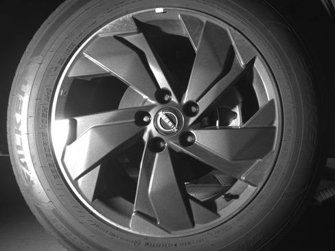 Used 2025 Nissan Rogue SV image 10