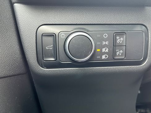 Used 2023 Ford Escape Active AWD/4WD image 19