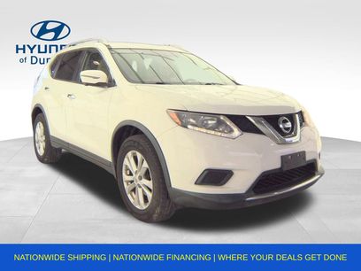 Used 2016 Nissan Rogue SV w/ SV Premium Package
