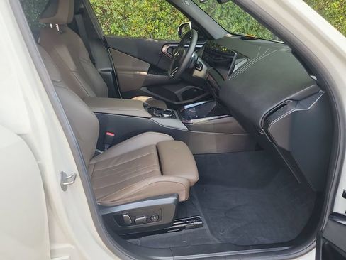 Used 2025 BMW X3 xDrive30i w/ Premium Package AWD/4WD image 27