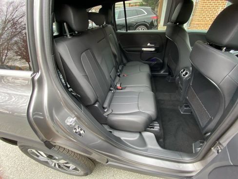 Used 2026 Mercedes-Benz GLB 250 4MATIC image 29