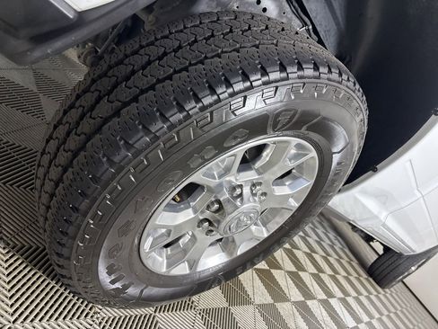 Used 2024 RAM 2500 Laramie image 33