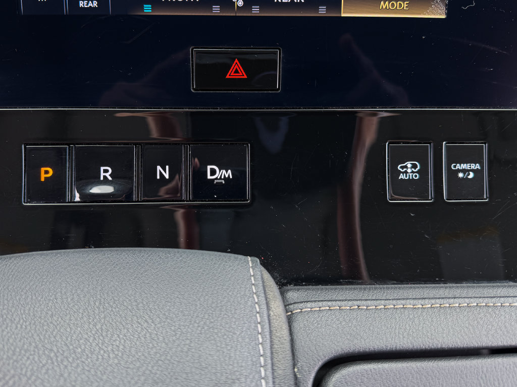 Used 2025 INFINITI QX80 Luxe AWD/4WD image 14
