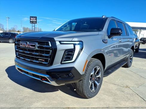 New 2026 GMC Yukon XL AT4 image 3