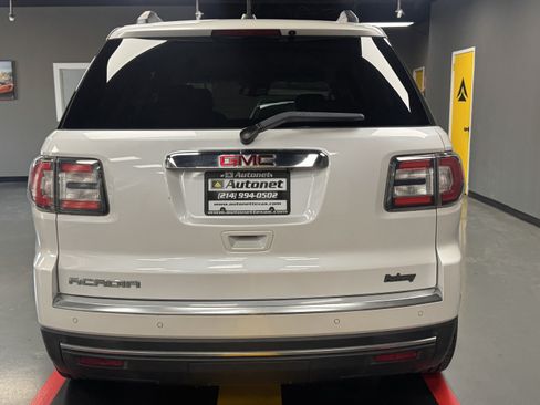 Used 2016 GMC Acadia SLT w/ Open Road Package FWD image 9