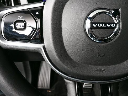 Used 2022 Volvo XC60 T8 R-Design w/ Advanced Package image 10