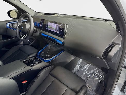 Used 2025 BMW X3 xDrive30i w/ Premium Package image 30