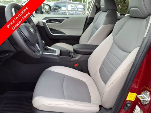 Used 2023 Toyota RAV4 XLE Premium AWD/4WD image 25