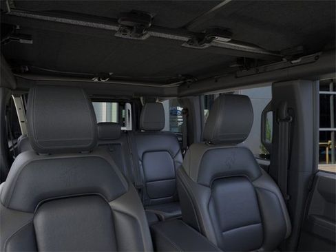New 2025 Ford Bronco Outer Banks image 12