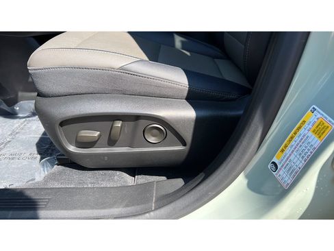 Certified 2025 Chevrolet Equinox LT w/ Convenience Package II AWD/4WD image 25