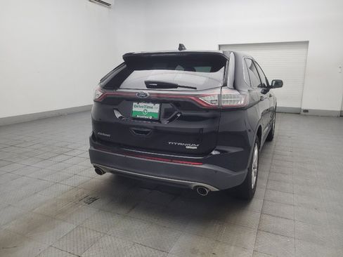 Used 2018 Ford Edge Titanium w/ Equipment Group 301A FWD image 9