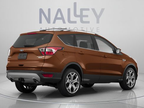 Used 2017 Ford Escape Titanium FWD image 3