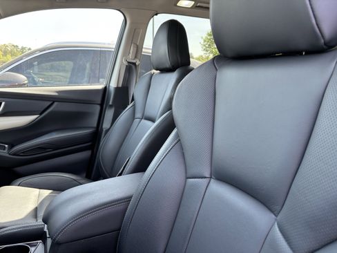 Used 2021 Subaru Ascent Limited w/ Technology Package image 16