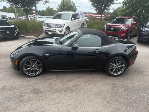 Used 2016 MAZDA MX-5 Miata Grand Touring RWD image 4