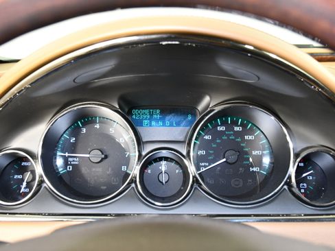 Used 2016 Buick Enclave Leather w/ Trailering Package AWD/4WD image 18