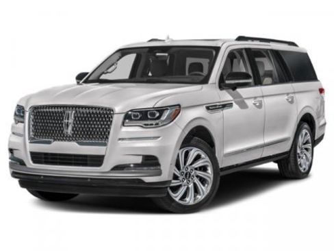 Used 2024 Lincoln Navigator L Reserve image 2