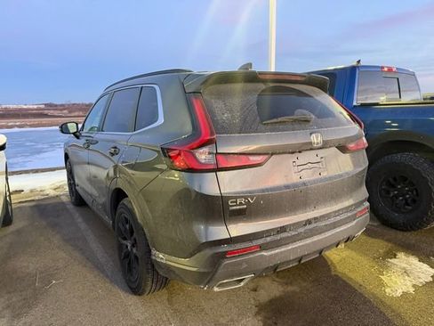 Used 2025 Honda CR-V Sport image 4