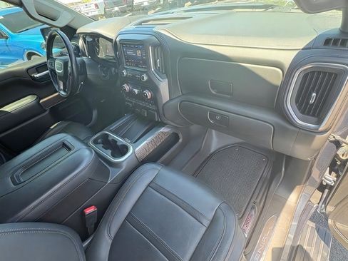 Used 2021 GMC Sierra 1500 Denali w/ Denali Ultimate Package AWD/4WD image 9