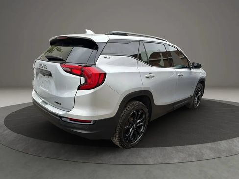 Used 2021 GMC Terrain SLT w/ Infotainment Package II AWD/4WD image 5
